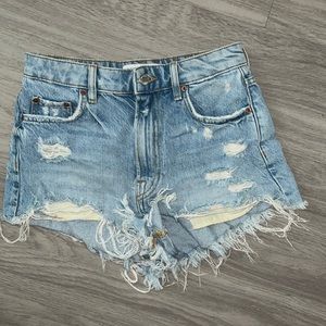 Zara ‘The High Waist’ Short